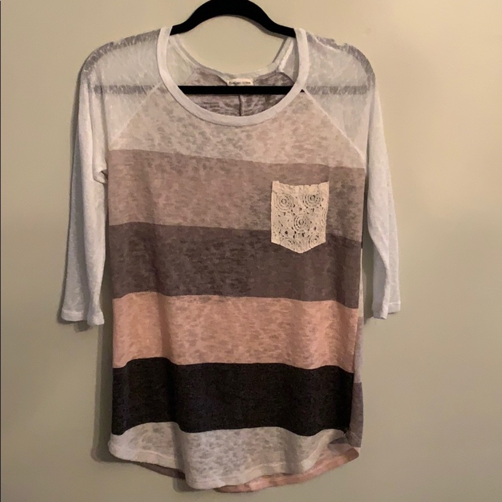 Striped shirt with lace pocket